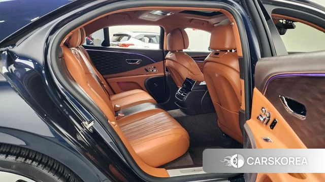 Bentley Flying Spur 3rd Generation 2023 Синий из Кореи, фото 2