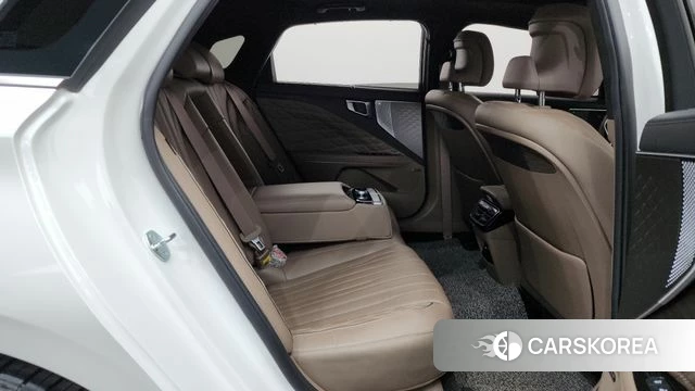Kia K8 2023 Белый из Кореи, фото 2