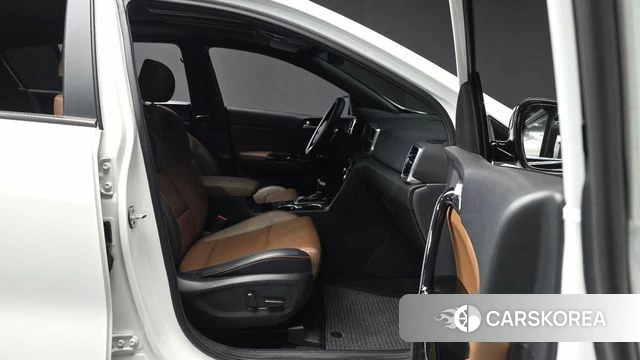 Kia Sportage The Bold 2021 Белый из Кореи, фото 2