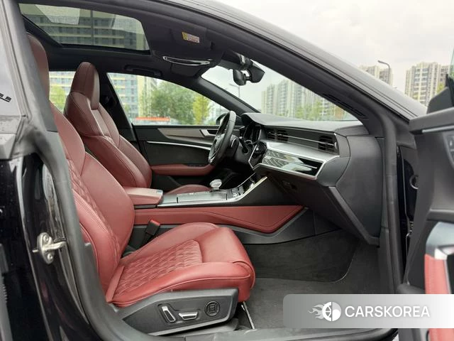 Audi A7L 2025 Черный из Китая, фото 2