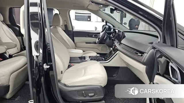 Kia Carnival 4th generation 2021 Черный из Кореи, фото 2