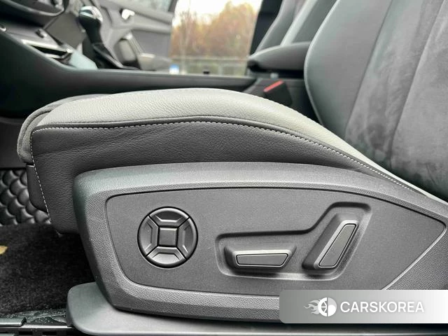 Audi Q3 2022 Белый из Китая, фото 2