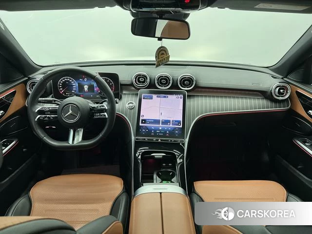 Mercedes-Benz Class C 2023 Белый из Китая, фото 2