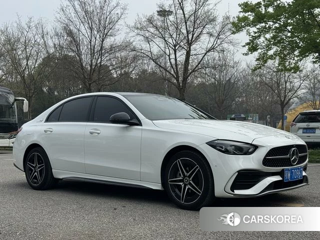 Mercedes-Benz Class C 2024 Белый из Китая, фото 2