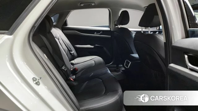 Kia K5 3rd generation 2023 Белый из Кореи, фото 2