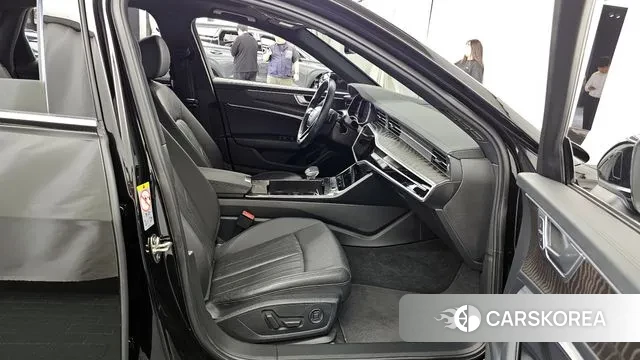 Audi A6 (C8) 2019 Черный из Кореи, фото 2