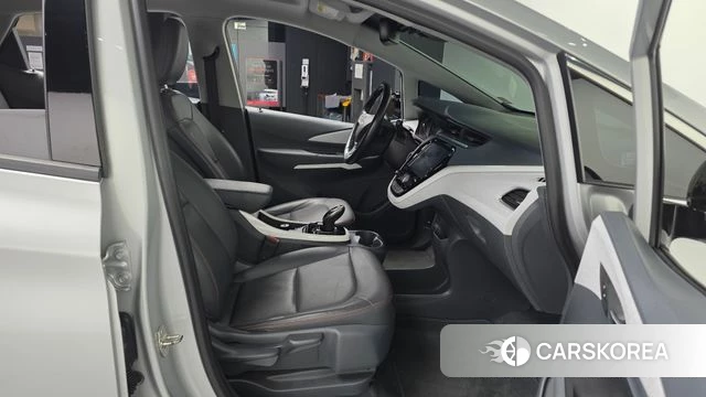 Chevrolet (GM Daewoo) Bolt EV 2019 Серебряный из Кореи, фото 2