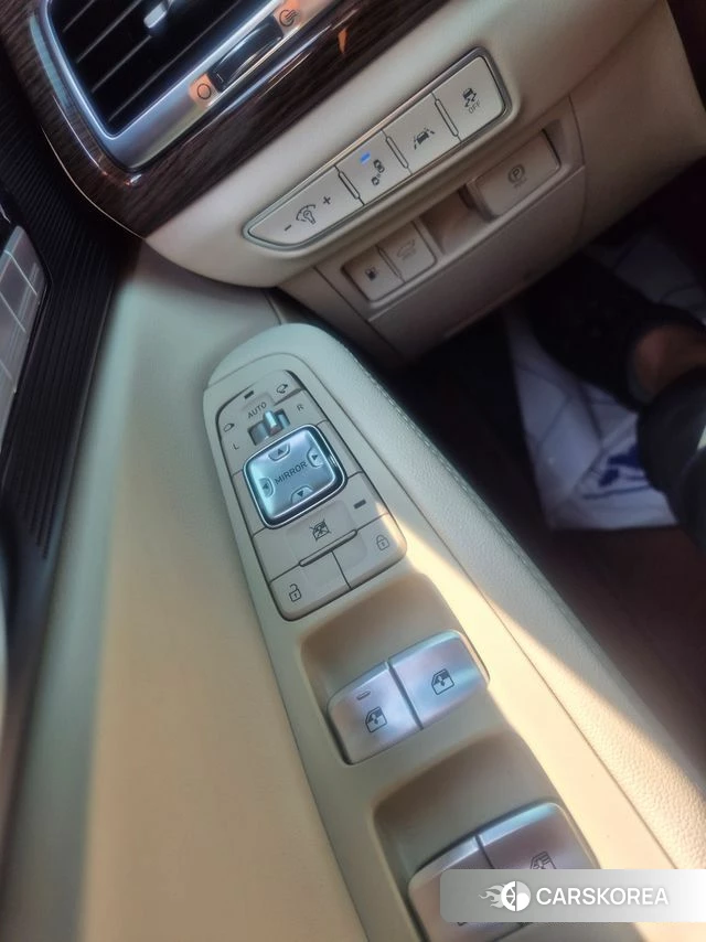 Genesis G90 2021 Черный из Кореи, фото 2