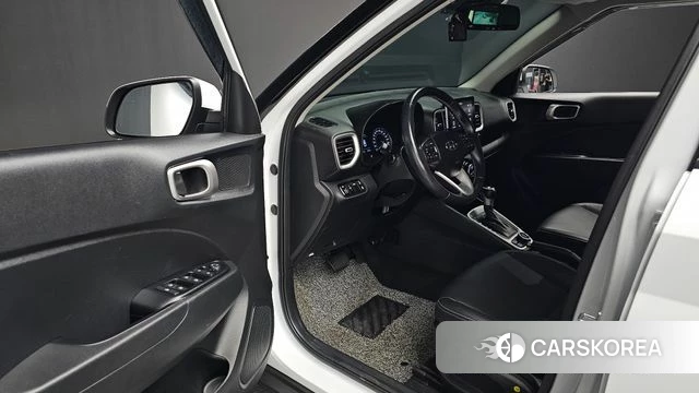 Hyundai Venue 2022 Белый из Кореи, фото 2