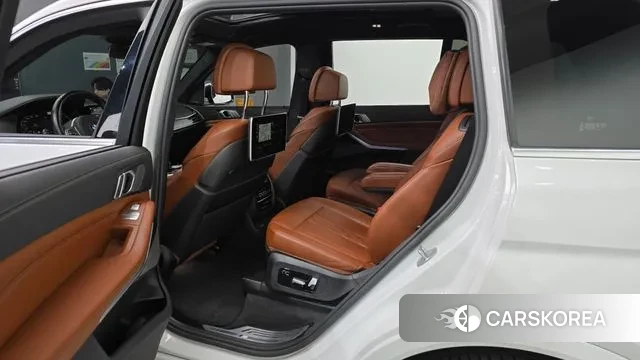 BMW X7 (G07) 2020 Белый из Кореи, фото 2