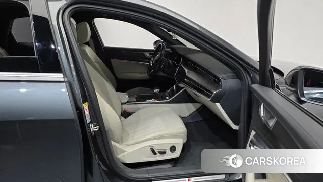 Audi A6 (C8) 2023 Серый из Кореи, фото 2