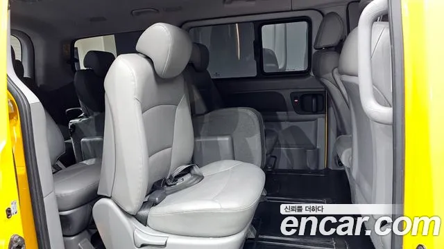 Hyundai The New Grand Starex 2021 Желтый из Кореи, фото 2