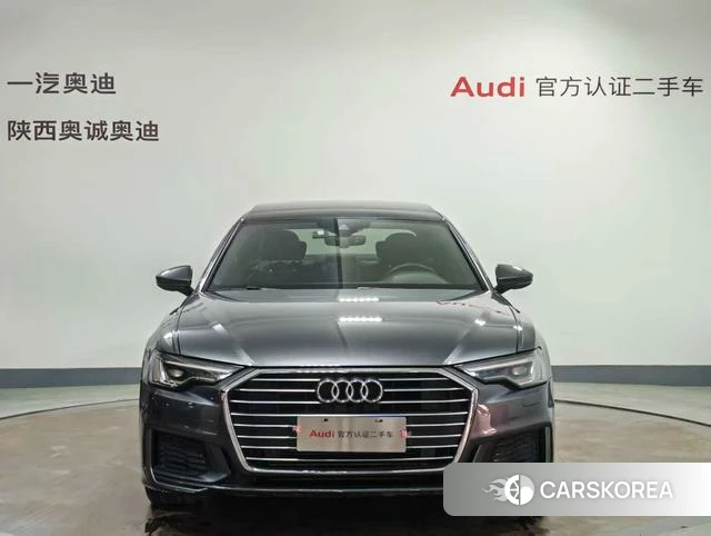 Audi A6L 2021 Черный из Китая, фото 2