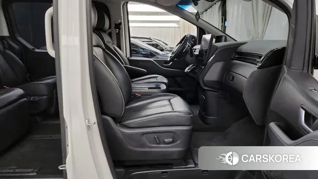 Hyundai Staria 2021 Белый из Кореи, фото 2