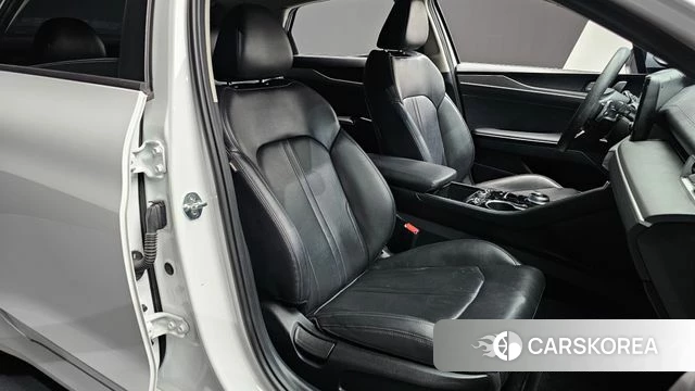 Kia K5 3rd generation 2021 Белый из Кореи, фото 2