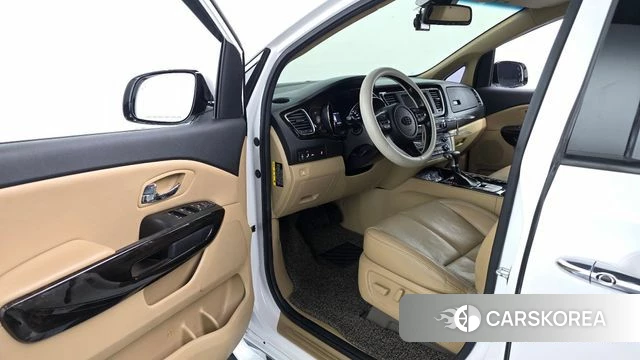 Kia The New Carnival 2018 Белый из Кореи, фото 2