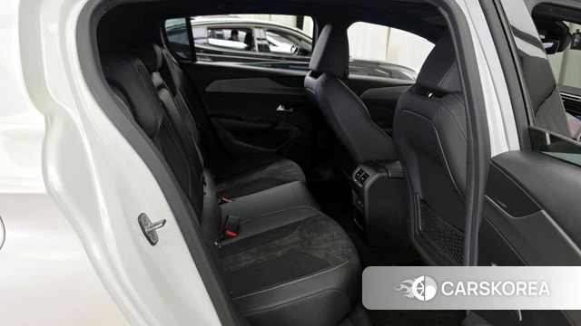 Peugeot 308 Third generation 2022 Белый из Кореи, фото 2