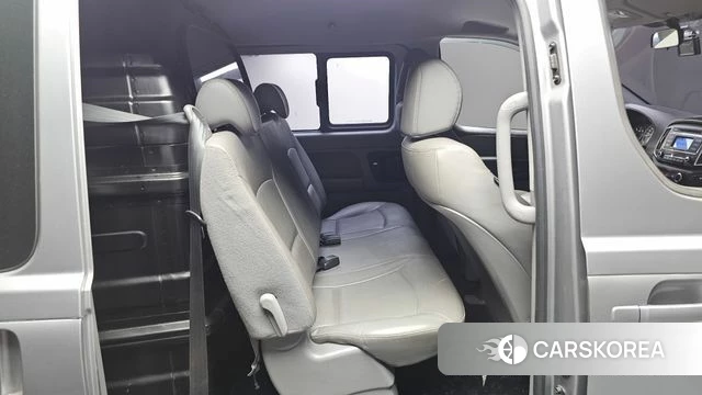 Hyundai The New Grand Starex 2018 Серебряный из Кореи, фото 2