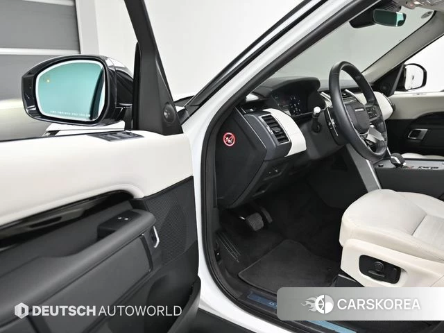 Land Rover Discovery 5 2021 Белый из Кореи, фото 2