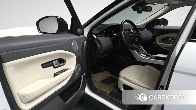 Land Rover Range Rover Evoque 2018 Белый из Кореи, фото 2