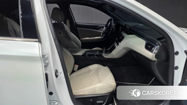 Genesis The New G70 2021 Белый из Кореи, фото 2