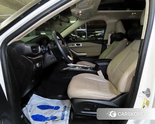 Ford Explorer 6th Generation 2021 Белый из Кореи, фото 2
