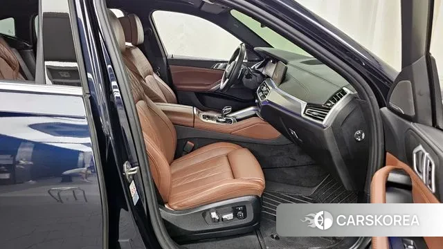 BMW X6 (G06) 2021 Черный из Кореи, фото 2