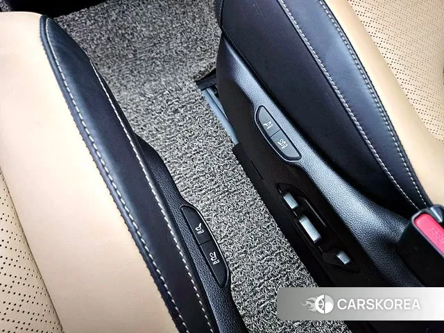 Kia Carnival 4th generation 2021 Белый из Кореи, фото 2