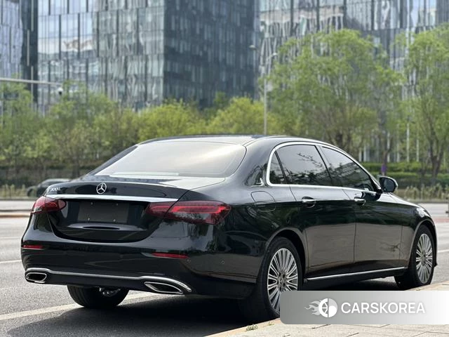 Mercedes-Benz E-class 2021 Черный из Китая, фото 2