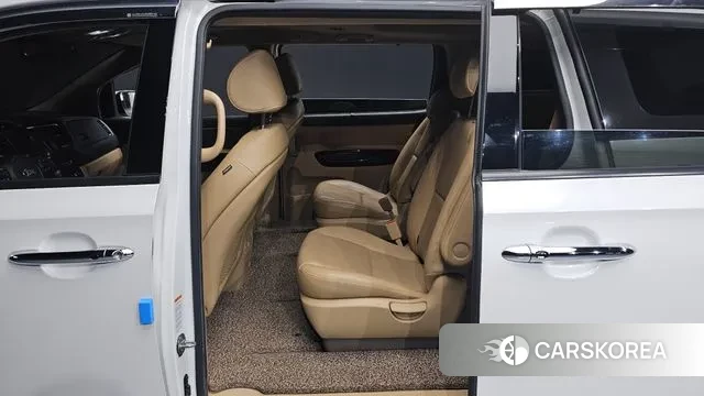 Kia The New Carnival 2018 Белый из Кореи, фото 2