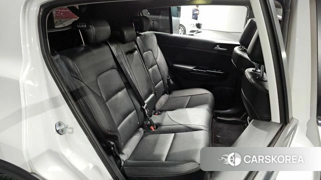 Kia Sportage 4th Generation 2018 Белый из Кореи, фото 2