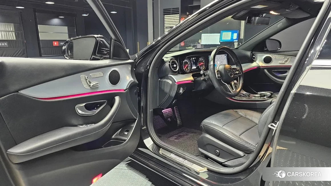 Mercedes-Benz E-Class W213 id 2107639 из Кореи 2