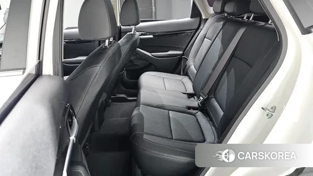 Kia Seltos 2022 Белый из Кореи, фото 2