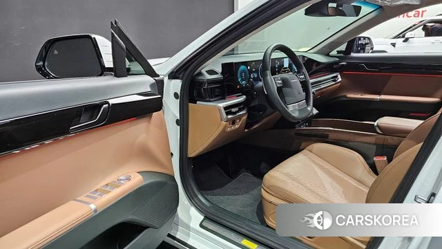 Hyundai Grandeur Hybrid (GN7) 2025 Белый из Кореи, фото 2