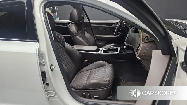 Kia Stinger Meister 2022 Белый из Кореи, фото 2