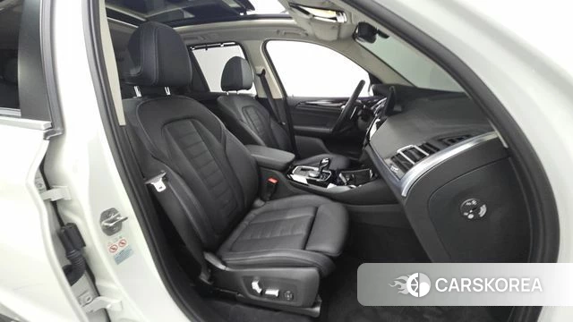 BMW X3 (G01) 2023 Белый из Кореи, фото 2