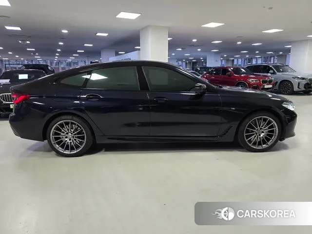 BMW 6 Series GT (G32) 2024 Черный из Кореи, фото 2