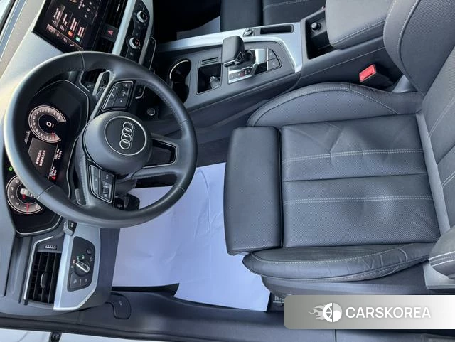 Audi A4L 2021 Белый из Китая, фото 2