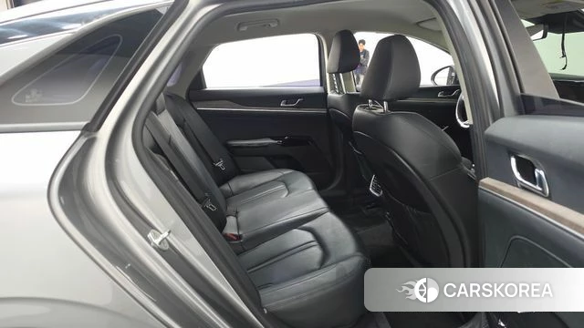 Kia K5 3rd generation 2021 Серебряный из Кореи, фото 2