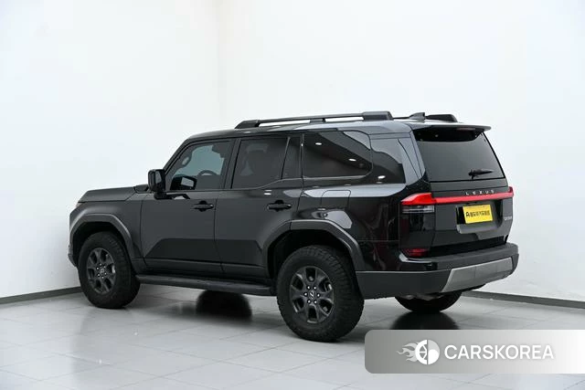 Lexus GX 2025 Черный из Китая, фото 2