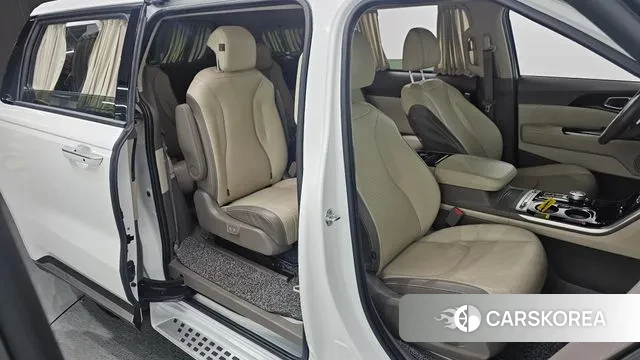 Kia Carnival 4th generation 2022 Белый из Кореи, фото 2