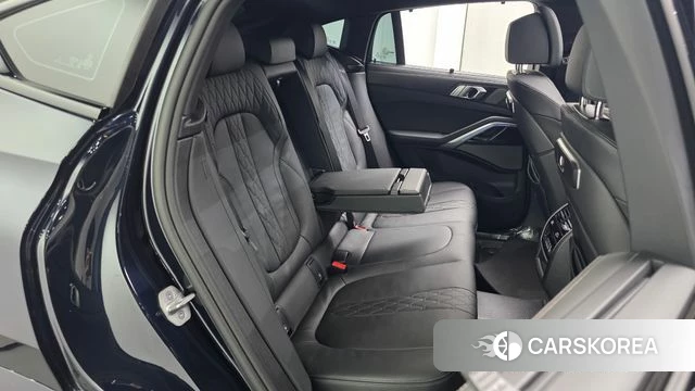 BMW X6 (G06) 2025 Черный из Кореи, фото 2