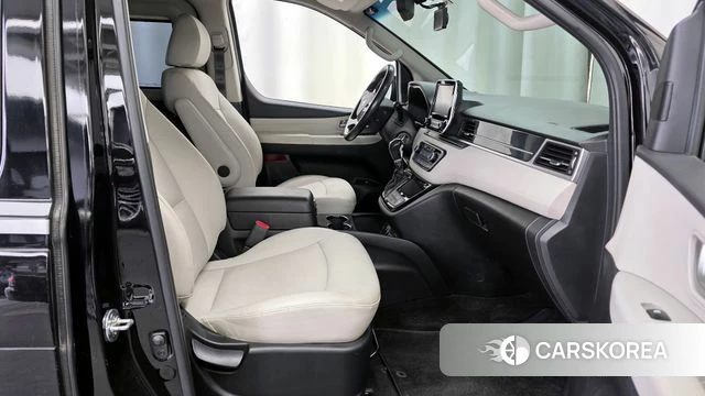 Hyundai The New Grand Starex 2018 Черный из Кореи, фото 2
