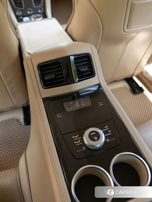 Aston Martin Rapide 2019 Черный из Китая, фото 2