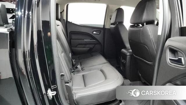 Chevrolet (GM Daewoo) Real New Colorado 2021 Черный из Кореи, фото 2