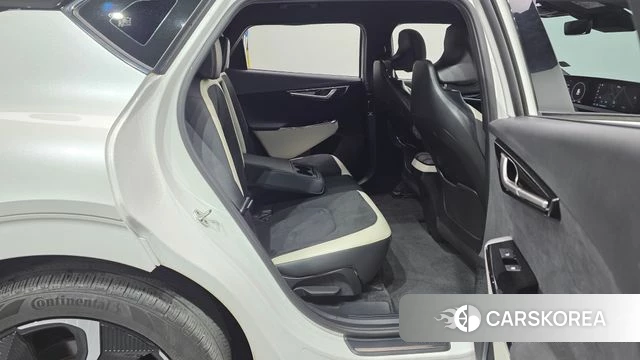 Kia EV6 2022 Белый из Кореи, фото 2