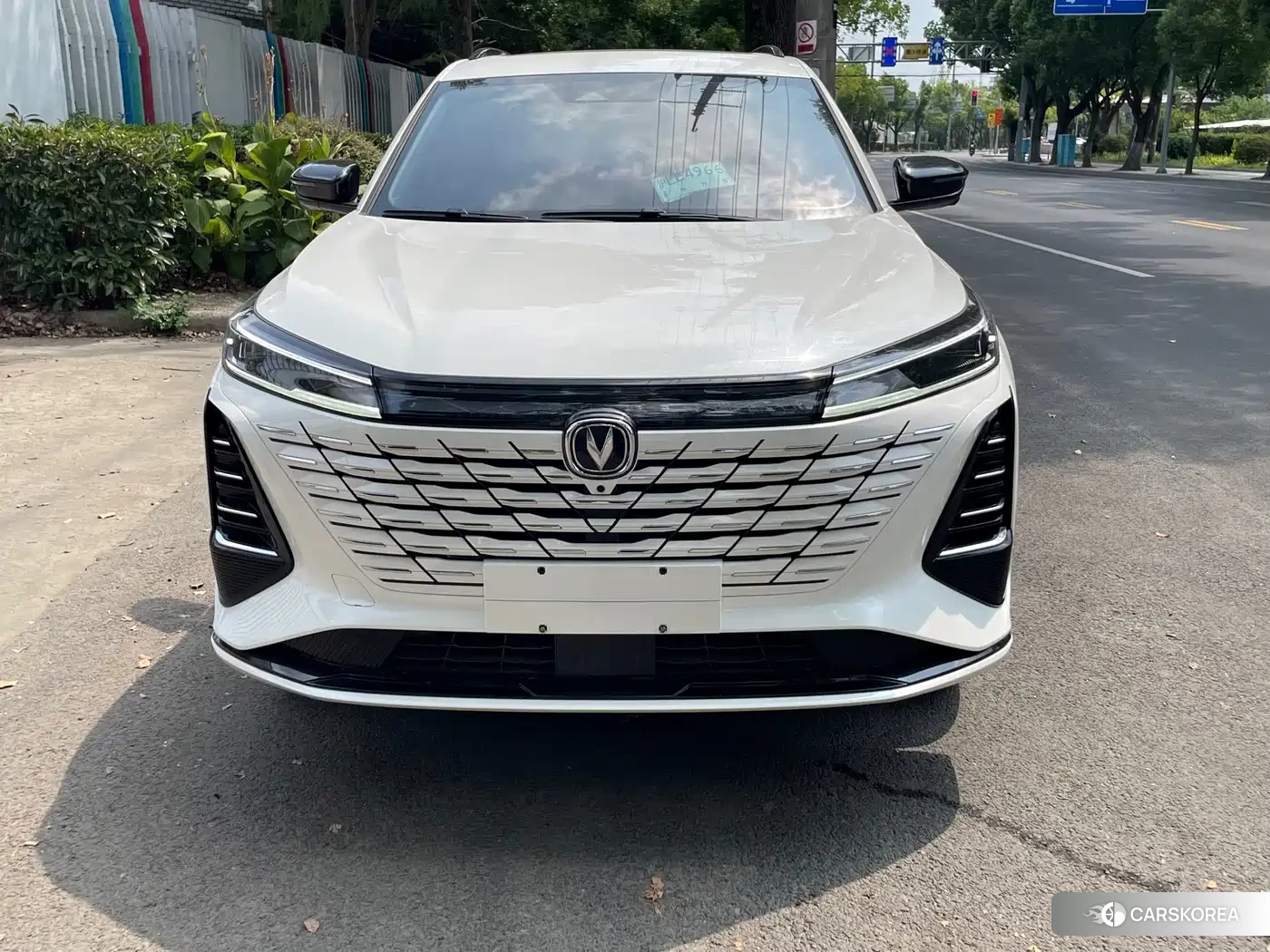 Chang'an Changan CS75PLUS 2024 Белый из Китая, фото 2