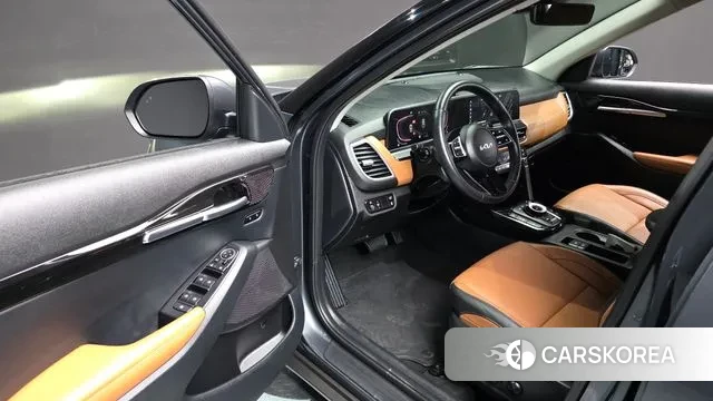 Kia The New Seltos 2023 Серый из Кореи, фото 2