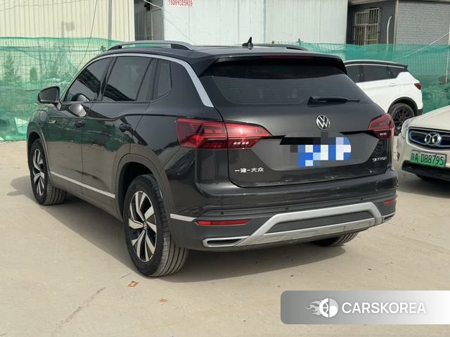Volkswagen Tanyue 2022 Черный из Китая, фото 2