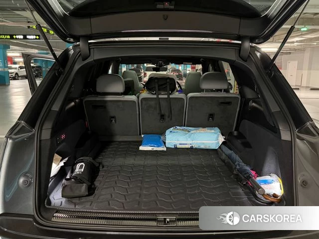 Audi Q7 (4M) 2025 Серый из Кореи, фото 2